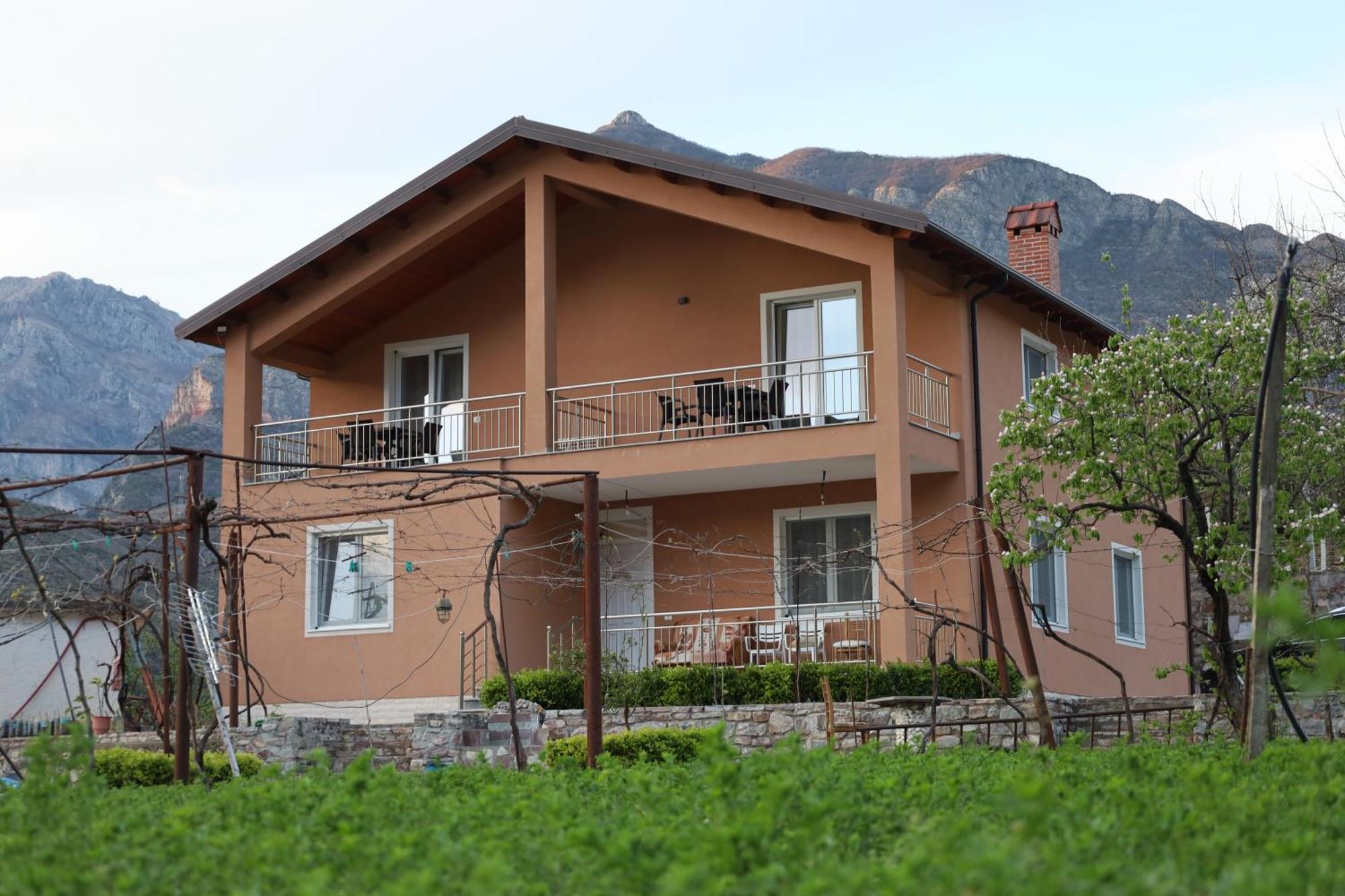 Koman_Lakeview_Apartments Shkodra Exterior foto